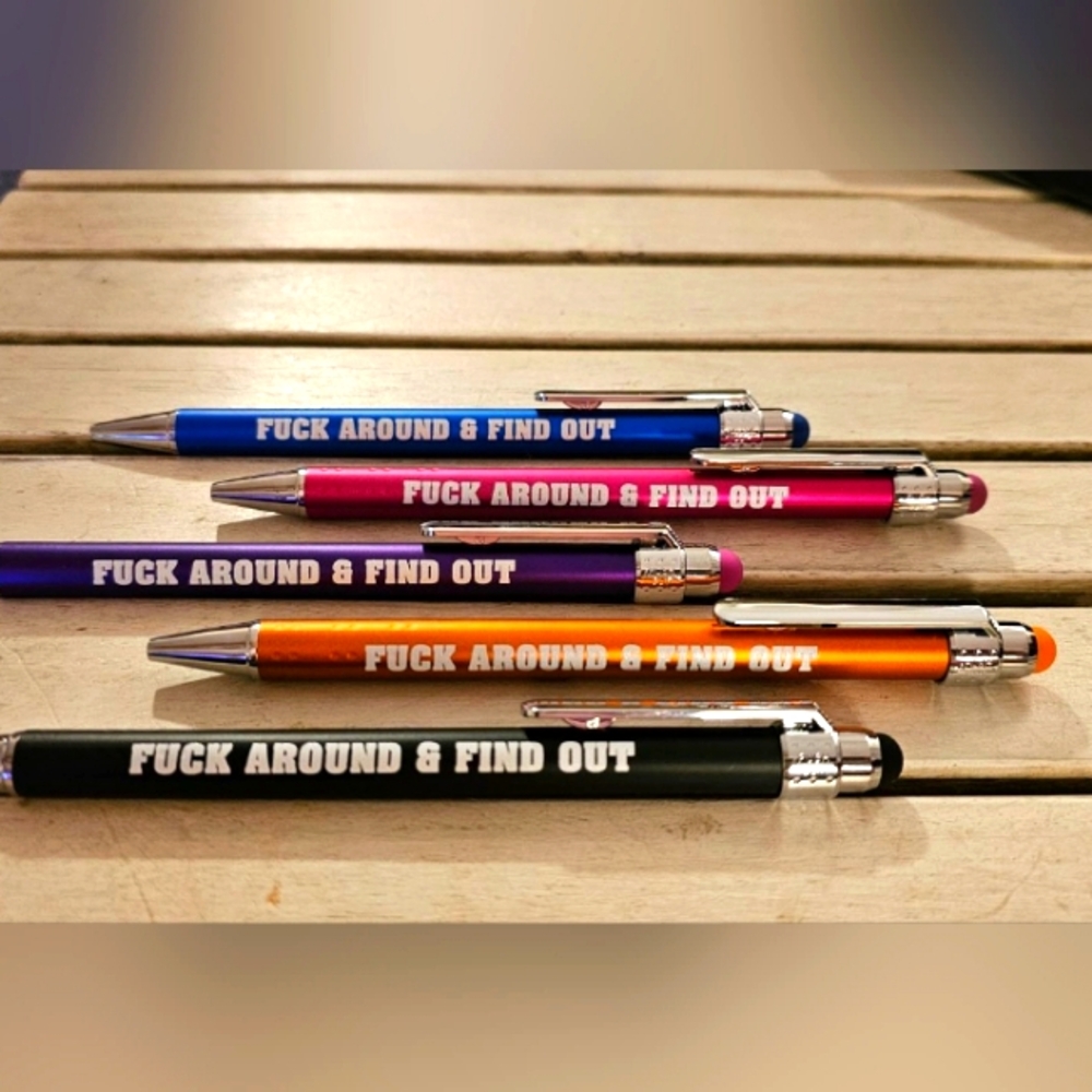 F.A.A.F.0 SASSY REFILLABLE METAL PENS WITH STYLUS NWT - Picture 2 of 3
